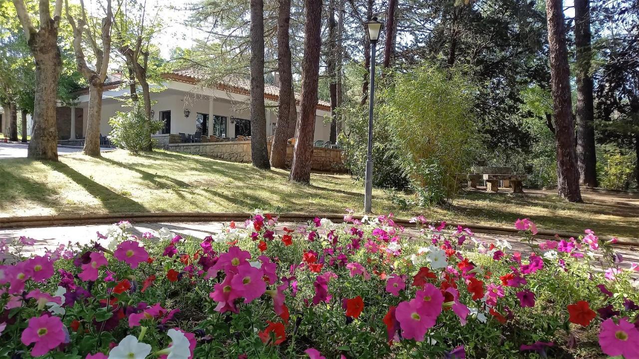 Hotel Balneario De Retortillo Eksteriør bilde
